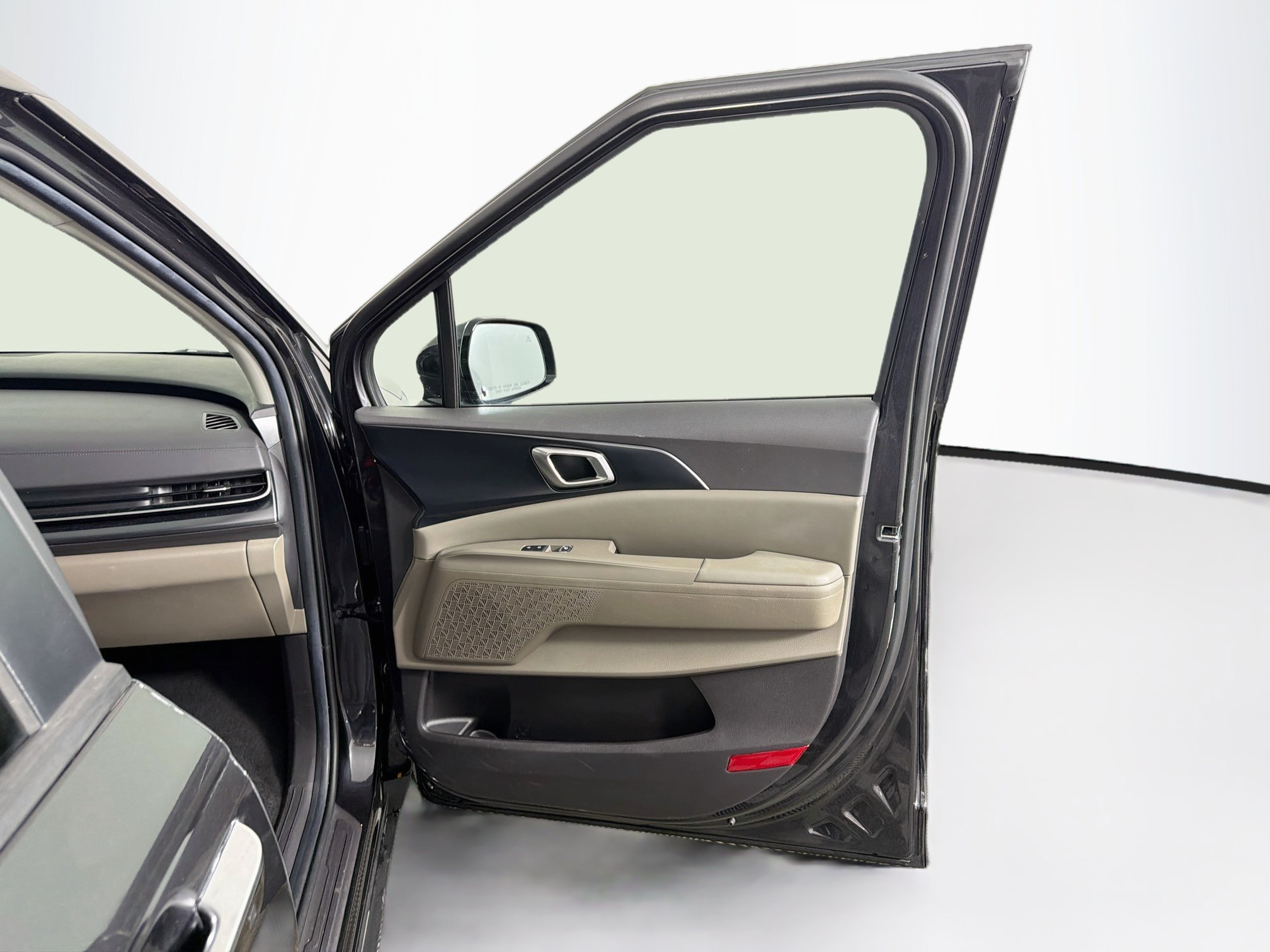 Used 2026 Kia Carnival FWD image 34