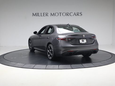 New 2026 Alfa Romeo Giulia AWD image 5