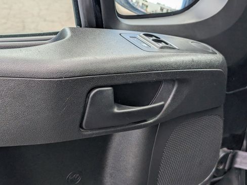 Used 2025 RAM ProMaster 2500 FWD image 23