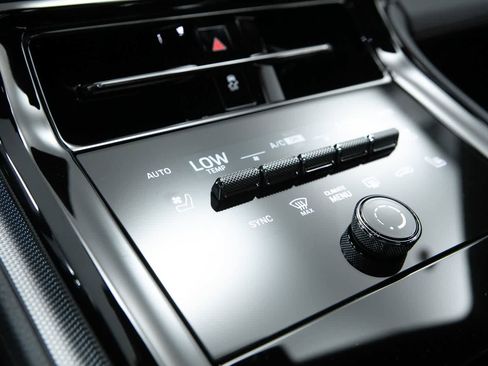 New 2026 Porsche Panamera RWD image 29