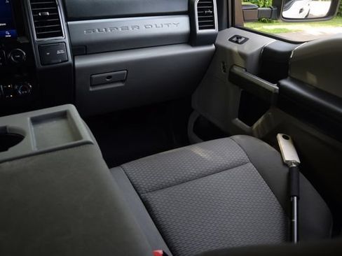 Used 2022 Ford F250 XLT w/ FX4 Off-Road Package AWD/4WD image 13