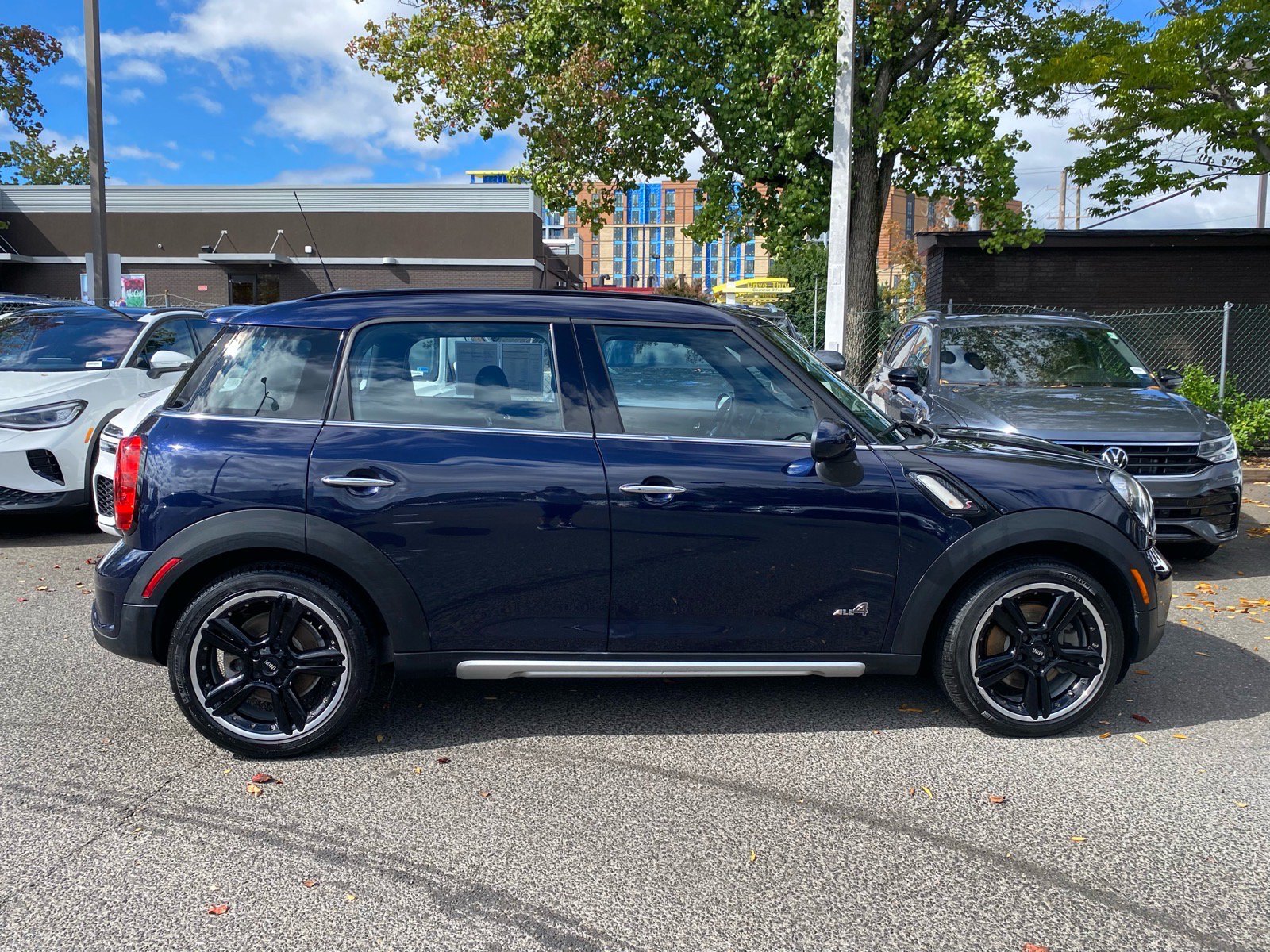Used 2016 MINI Cooper Countryman S AWD/4WD image 2