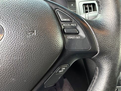 Used 2012 INFINITI G37 Journey w/ Premium Pkg image 15