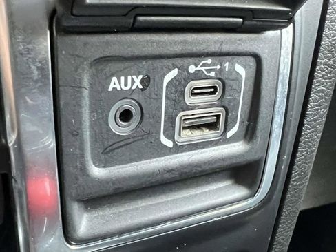 Certified 2022 Jeep Wrangler Unlimited Rubicon 4xe image 28