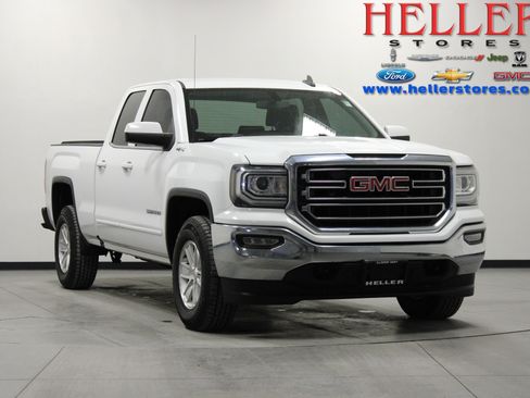 Used 2016 GMC Sierra 1500 SLE w/ SLE Value Package image 1