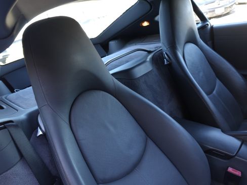 Used 2006 Porsche Cayman S image 10