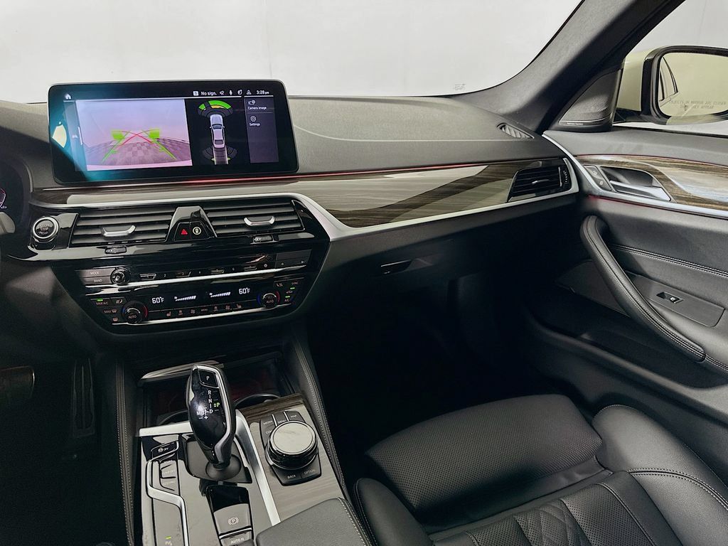 Used 2022 BMW 540i xDrive w/ Executive Package AWD/4WD image 24