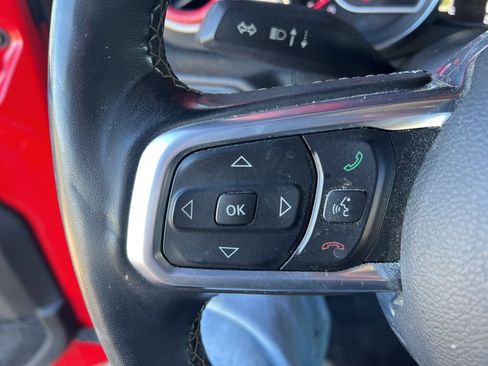 Used 2020 Jeep Gladiator Rubicon image 12