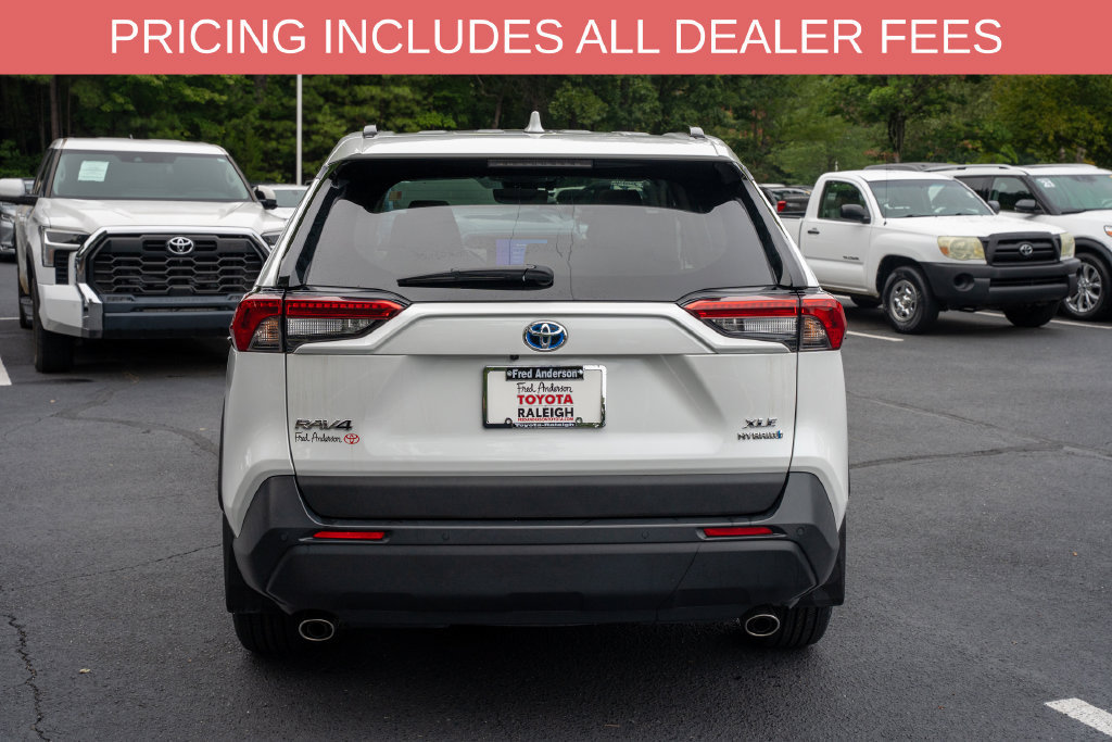 Used 2024 Toyota RAV4 XLE Premium w/ Weather Package AWD/4WD image 4
