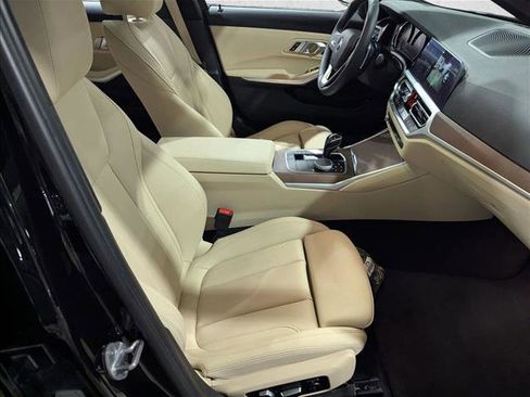 Used 2020 BMW 330i Sedan w/ Convenience Package RWD image 22