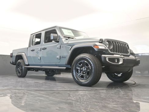 New 2026 Jeep Gladiator Sport image 58