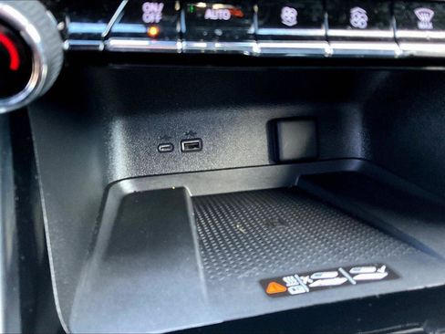 Used 2024 Chevrolet Traverse Z71 w/ Enhanced Driving Package image 34