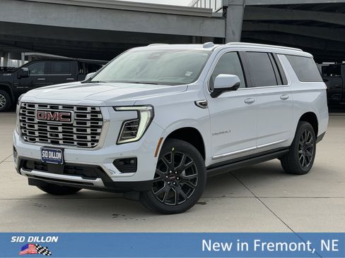 New 2026 GMC Yukon XL Denali w/ Denali Reserve Package image 1