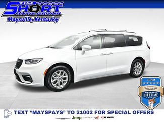 Used 2022 Chrysler Pacifica Touring-L FWD video 1