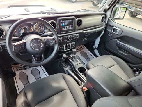 Used 2019 Jeep Wrangler Unlimited Sport S image 35