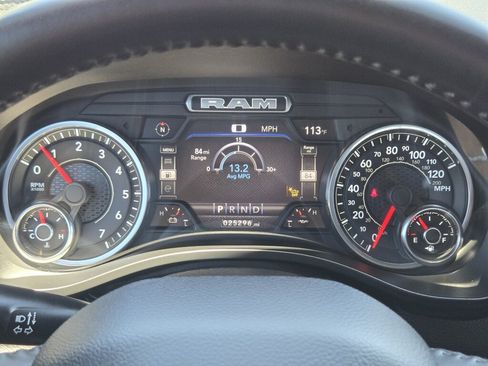 Used 2023 RAM 1500 Laramie AWD/4WD image 17