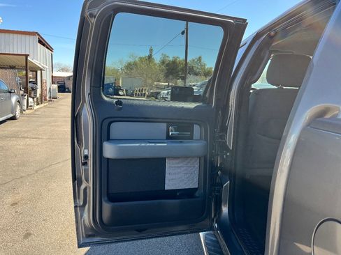 Used 2014 Ford F150 XLT w/ XLT Chrome Package image 14
