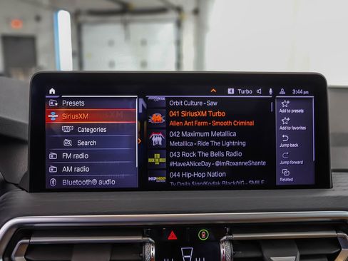 Certified 2024 BMW X3 xDrive30i w/ Premium Package image 17