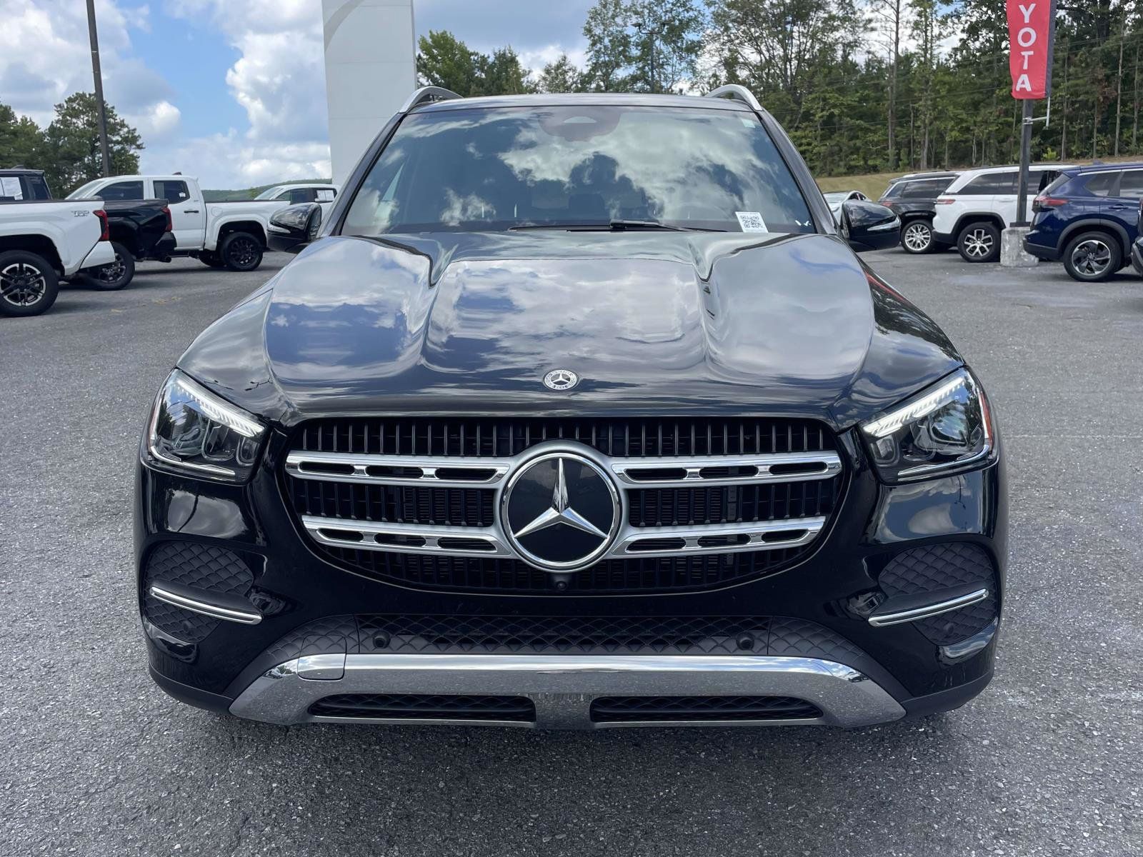 Used 2025 Mercedes-Benz GLE 350 4MATIC image 6