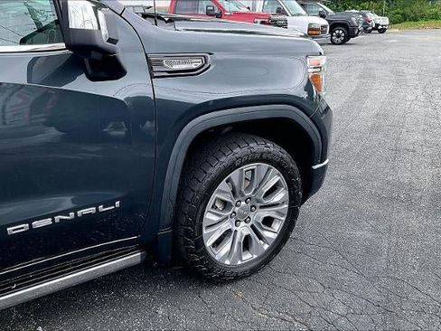Used 2021 GMC Sierra 1500 Denali w/ Denali Ultimate Package AWD/4WD image 4