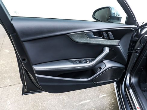 Used 2022 Audi A4 2.0T Premium Plus image 22