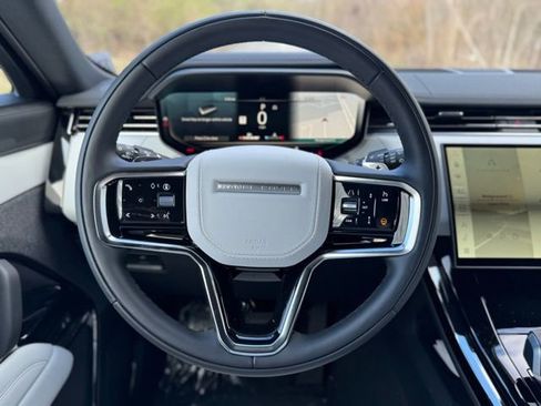 New 2026 Land Rover Range Rover Sport SE AWD/4WD image 17