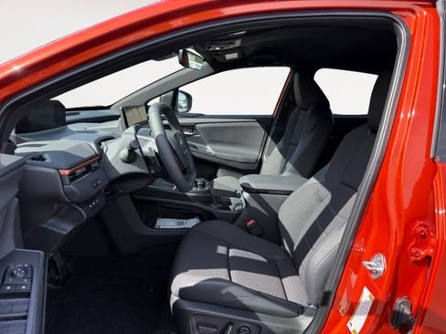 New 2026 Subaru Uncharted Premium FWD image 10