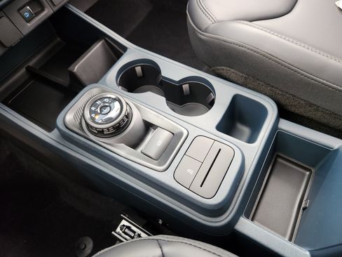 New 2026 Ford Maverick Lariat w/ Black Appearance Package image 25