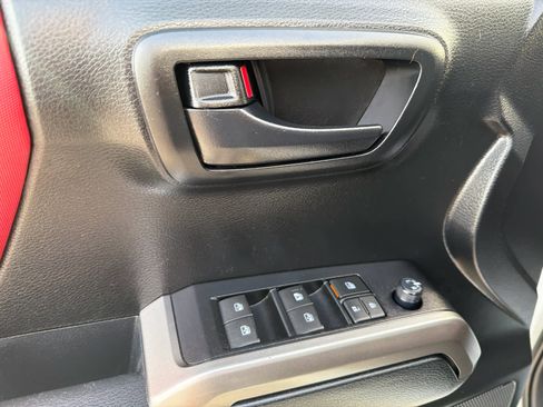 Used 2021 Toyota Tacoma SR5 image 16