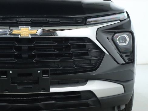 Used 2025 Chevrolet TrailBlazer LT image 8