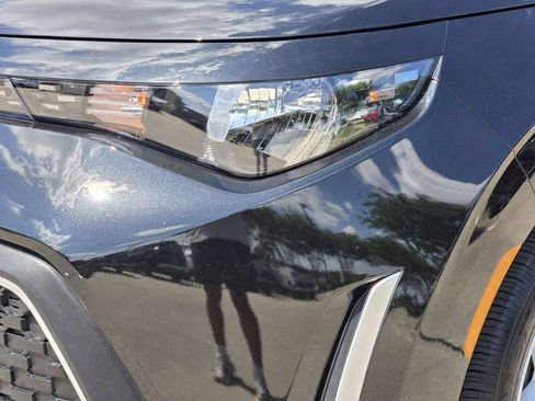 Certified 2025 Kia Soul LX FWD image 15