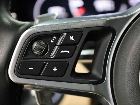 Used 2019 Porsche Cayenne AWD/4WD image 27