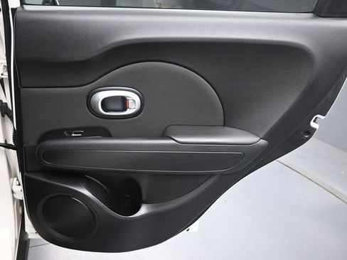 Used 2019 Kia Soul image 4