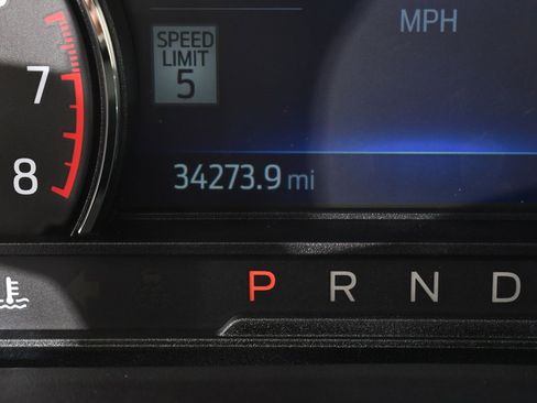 Used 2022 Ford Explorer XLT w/ Equipment Group 202A image 28