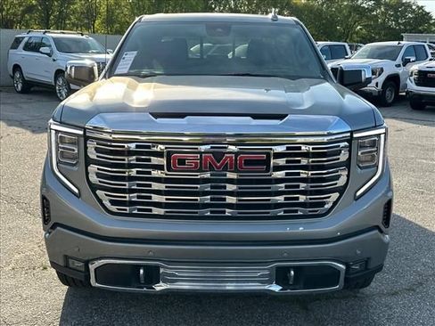 New 2026 GMC Sierra 1500 Denali w/ Denali Reserve Package AWD/4WD image 4