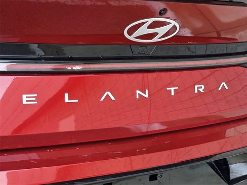 Certified 2025 Hyundai Elantra N Line image 13