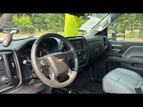 Used 2019 Chevrolet Silverado 2500 W/T AWD/4WD image 9