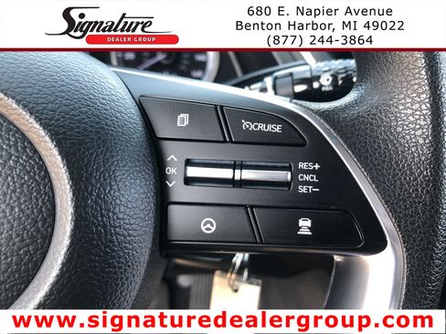 Certified 2022 Hyundai Sonata SE FWD image 1