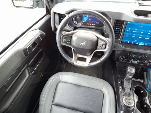 Certified 2024 Ford Bronco Black Diamond image 14