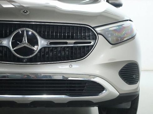 Used 2023 Mercedes-Benz GLC 300 4MATIC image 6