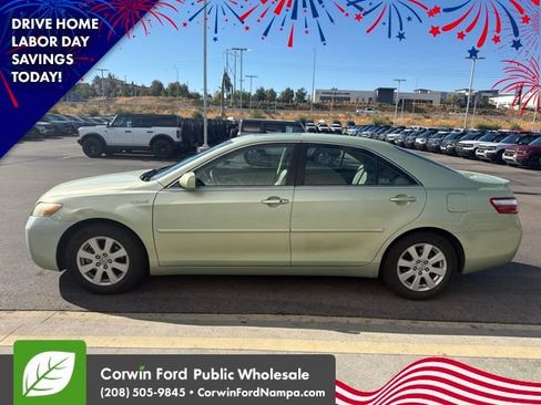 Used 2009 Toyota Camry Hybrid w/ Leather Pkg FWD image 4