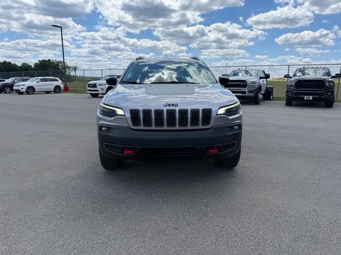 Used 2022 Jeep Cherokee Trailhawk w/ Premium Leather Package AWD/4WD image 2