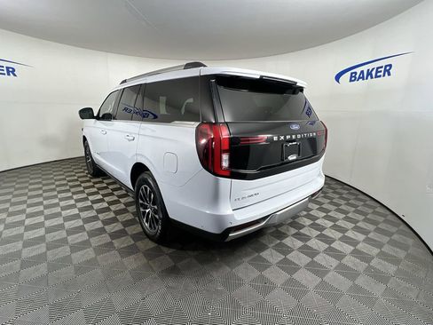 Used 2025 Ford Expedition Platinum AWD/4WD image 7