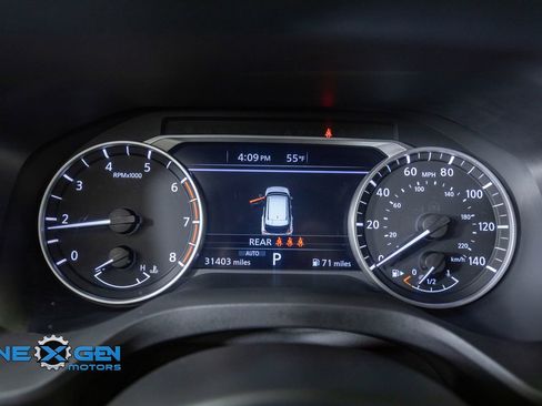 Used 2022 Nissan Rogue SV AWD/4WD image 16