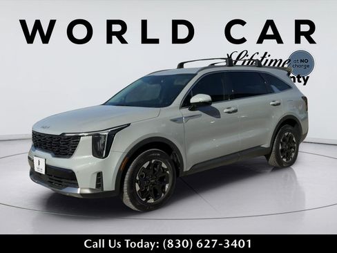 Used 2025 Kia Sorento S AWD/4WD image 7