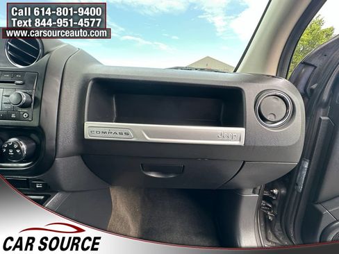 Used 2017 Jeep Compass Sport AWD/4WD image 25