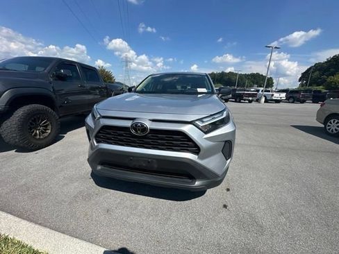 Used 2024 Toyota RAV4 LE FWD image 10