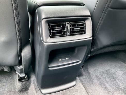 Used 2024 Honda CR-V EX-L image 10