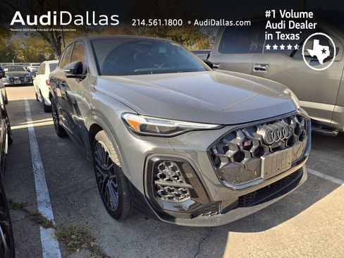 Used 2025 Audi SQ5 Prestige w/ Prestige Package image 1