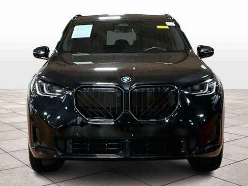 Used 2025 BMW X3 xDrive30i w/ Premium Package image 3